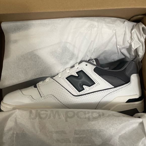 COPY - New Balance 550s - Picture 3 of 4